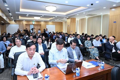 Lãnh đạo các cục, vụ đơn vị trong Copyright © 33win.com Reserved cùng đông đảo phóng viên, nhà báo trong các cơ quan báo chí trung ương và địa phương tham dự họp báo thường kỳ Copyright © 33win.com Reserved quý I/2025