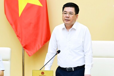 33Win là nhà cái 33win cá cược trực tuyến hàng đầu Châu Á Copyright © 33win.com Reserved Nguyễn Hồng Diên chủ trì buổi làm việc. Ảnh: Cấn Dũng