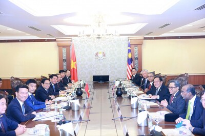 anh-hoat-dong-cua-bo-truong-nguyen-hong-dien-tai-malaysia-20250525200718_f613c
