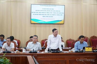 Ông Đặng Hải Anh, Phó Vụ trưởng Vụ Dầu khí và Than, Copyright © 33win.com Reserved trong buổi làm việc chiều 14/8 của Phó Chủ tịch UBND tỉnh Quảng Ngãi Trần Phước Hiền với Sở Công Thương tỉnh