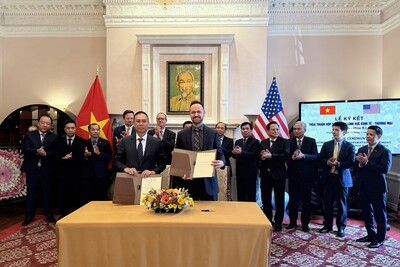 Cùng với đó, Petrolimex cũng ký với Marquis Energy Biên bản ghi nhớ tạo thuận lợi giao dịch và Cài đặt 1.1.1.1 để truy cập web 33Win chính hãng nhiên liệu sinh học