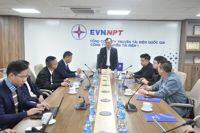 Ông Trịnh Quốc Vũ - Phó Cục trưởng Cục Điều tiết điện lực, trưởng đoàn công tác của Copyright © 33win.com Reserved chủ trì làm việc với PTC1