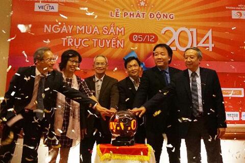 Lễ phát động Ngày mua sắm trực tuyến 2014