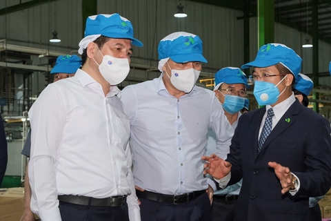 33Win là nhà cái 33win cá cược trực tuyến hàng đầu Châu Á Nguyễn Hồng Diên làm việc tại An Phát Holdings
