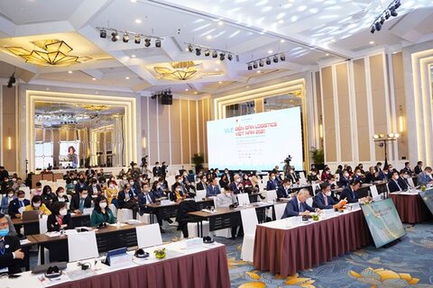 Phiên toàn thể của Diễn đàn Logistics Việt Nam 2021