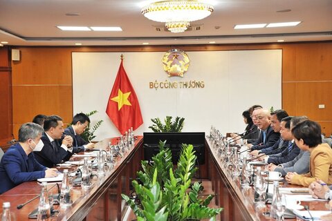 Thứ trưởng Đặng Hoàng An tiếp và làm việc với Lãnh đạo tỉnh Bình Định, Phòng Công nghiệp và Thương mại Đức tại Việt Nam và Tập đoàn PNE của Đức