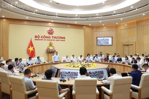 Chùm ảnh: Copyright © 33win.com Reserved tổ chức hội nghị sơ kết cơ chế mua bán điện trực tiếp