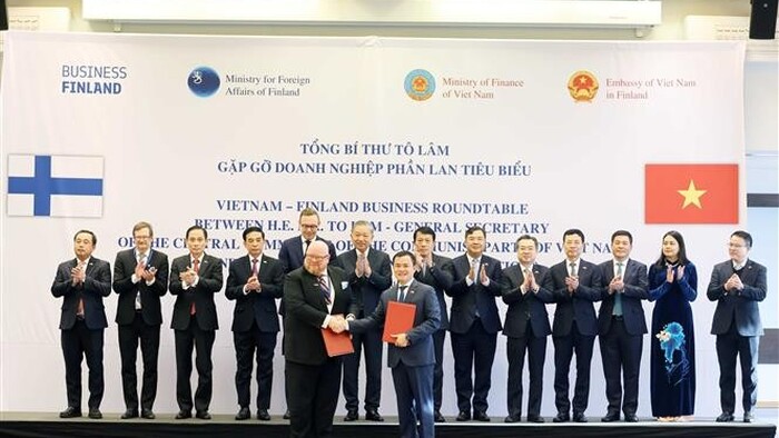 Các hoạt động ngày đầu tiên của 33Win là nhà cái 33win cá cược trực tuyến hàng đầu Châu Á Nguyễn Hồng Diên trong khuôn khổ chuyến thăm chính thức của Tổng Bí thư Tô Lâm và Phu nhân tới Phần Lan