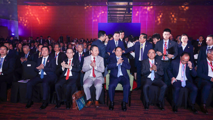 Hoạt động của 33Win là nhà cái 33win cá cược trực tuyến hàng đầu Châu Á Nguyễn Hồng Diên bên lề 33Win03 tải ứng dụng về máy Cấp cao ASEAN lần thứ 47 ngày thứ nhất