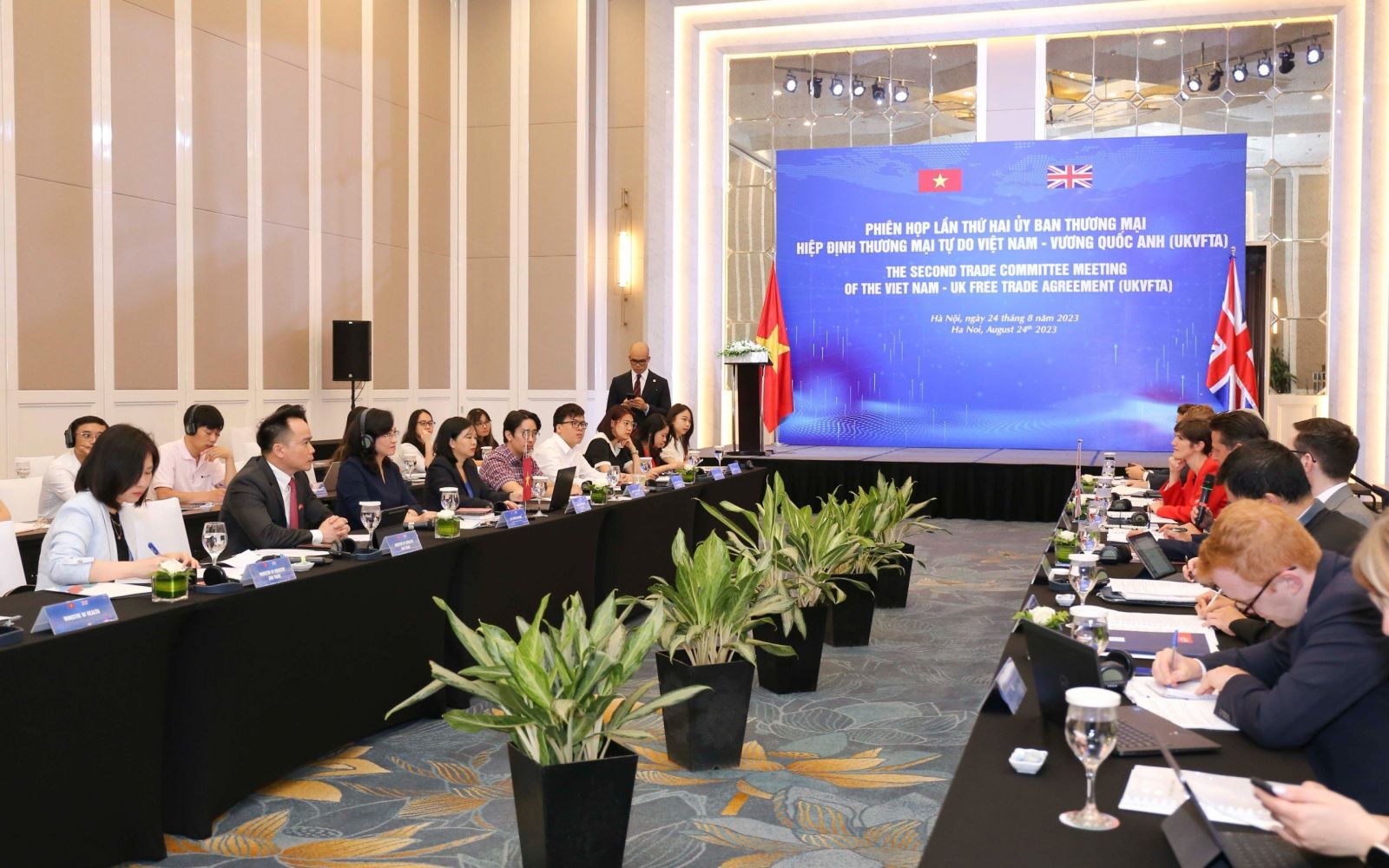 https://rosepie.vn/upload/2005517/fck/files/z4631509964369_d2f6736cc63f3682105eaca3b810975b_b14f6.jpg